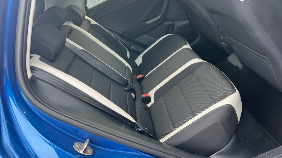 Used Volkswagen T-Roc 2021 for sale - 76552521: Photo 15