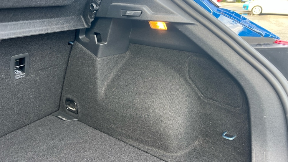 Used Volkswagen T-Roc 2021 for sale - 76552521: Photo 29