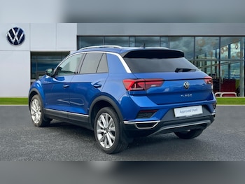 Used Volkswagen T-Roc 2021 for sale - 76552521: Photo