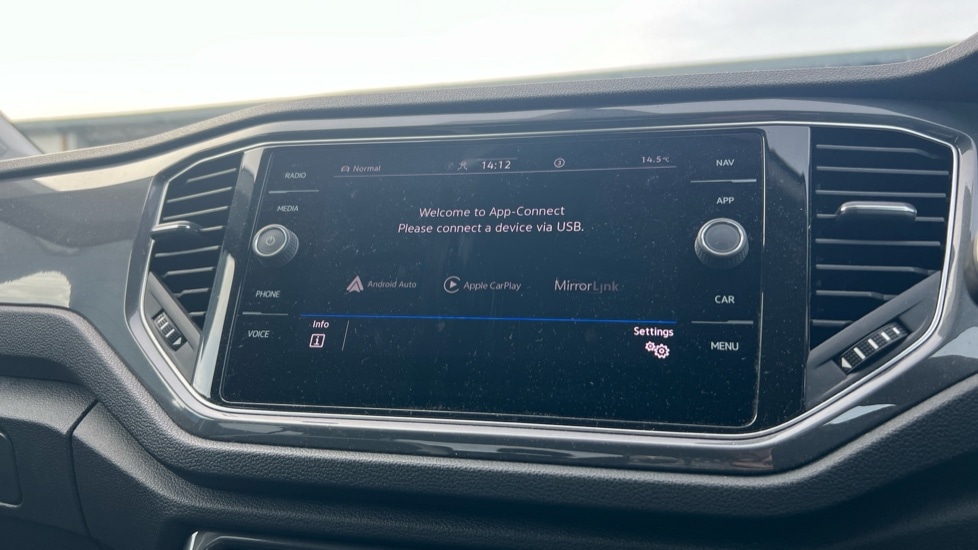 Used Volkswagen T-Roc 2021 for sale - 76552521: Photo 43