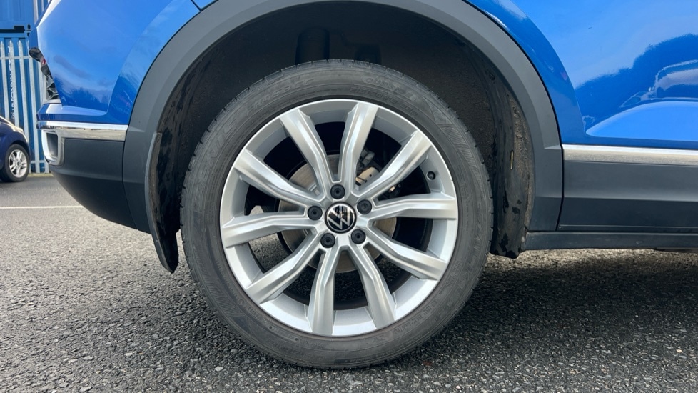 Used Volkswagen T-Roc 2021 for sale - 76552521: Photo 5