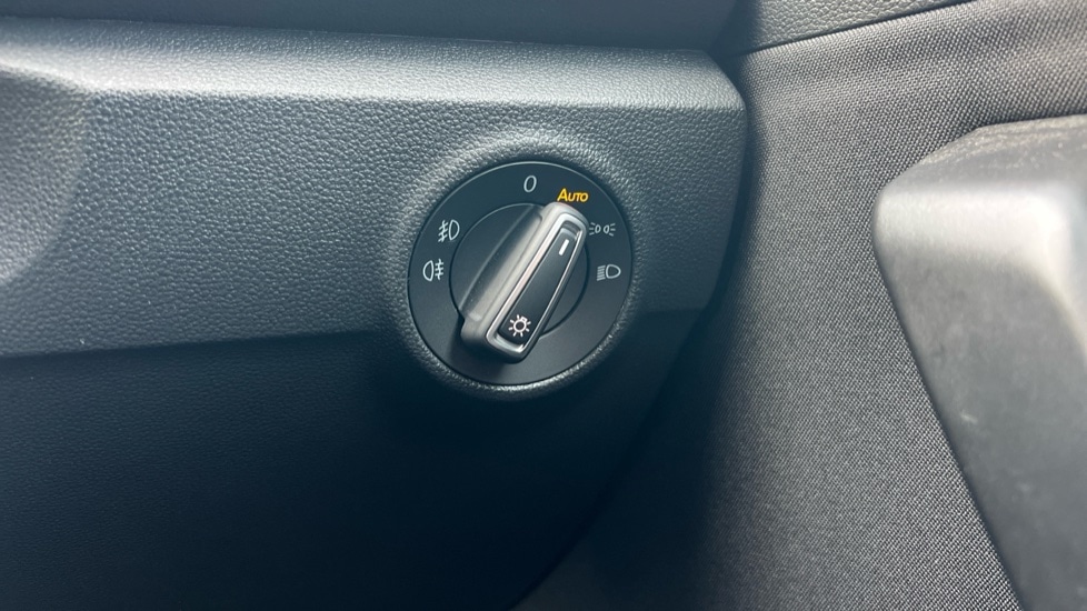 Used Volkswagen T-Roc 2021 for sale - 76552521: Photo 55