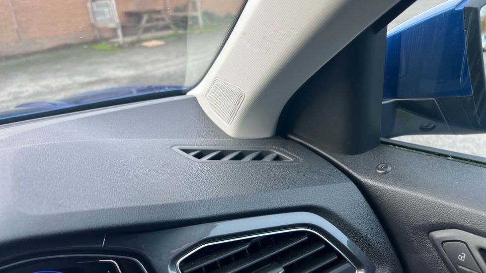 Used Volkswagen T-Roc 2021 for sale - 76552521: Photo 57