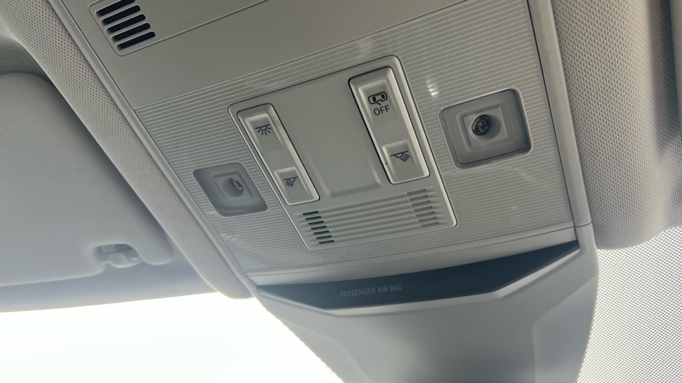 Used Volkswagen T-Roc 2021 for sale - 76552521: Photo 62