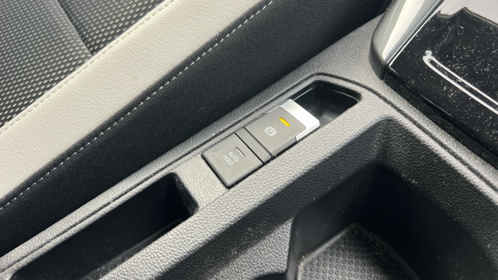 Used Volkswagen T-Roc 2021 for sale - 76552521: Photo 67