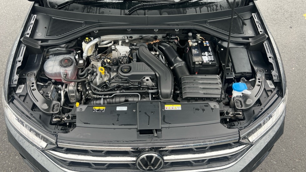 Used Volkswagen T-Roc 2023 for sale - 76691557: Photo 17