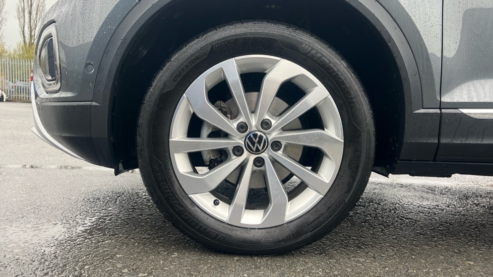 Used Volkswagen T-Roc 2023 for sale - 76691557: Photo 18