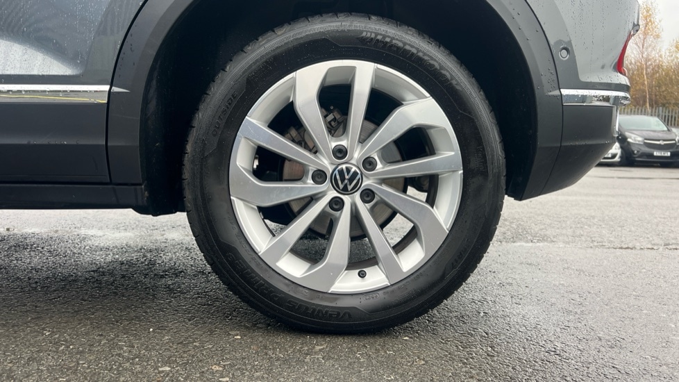 Used Volkswagen T-Roc 2023 for sale - 76691557: Photo 19