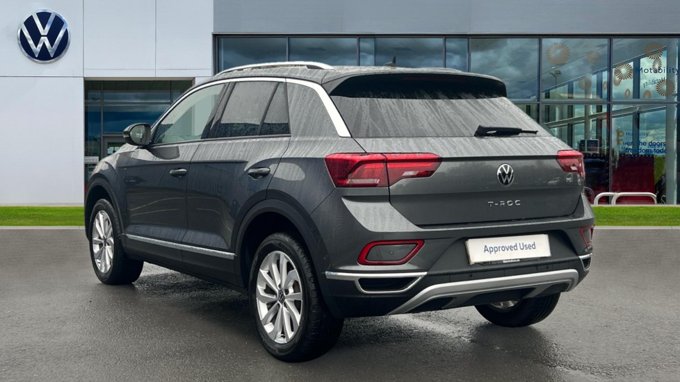 Used Volkswagen T-Roc 2023 for sale - 76691557: Photo 3