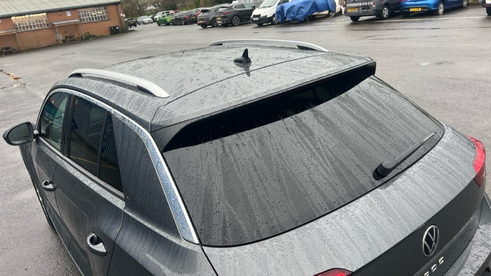 Used Volkswagen T-Roc 2023 for sale - 76691557: Photo 32