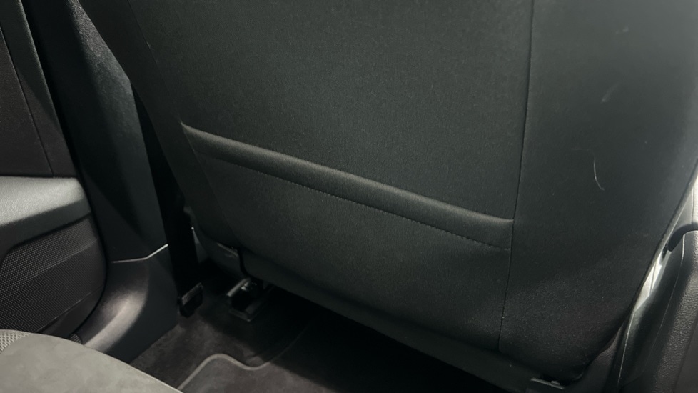 Used Volkswagen T-Roc 2023 for sale - 76691557: Photo 34