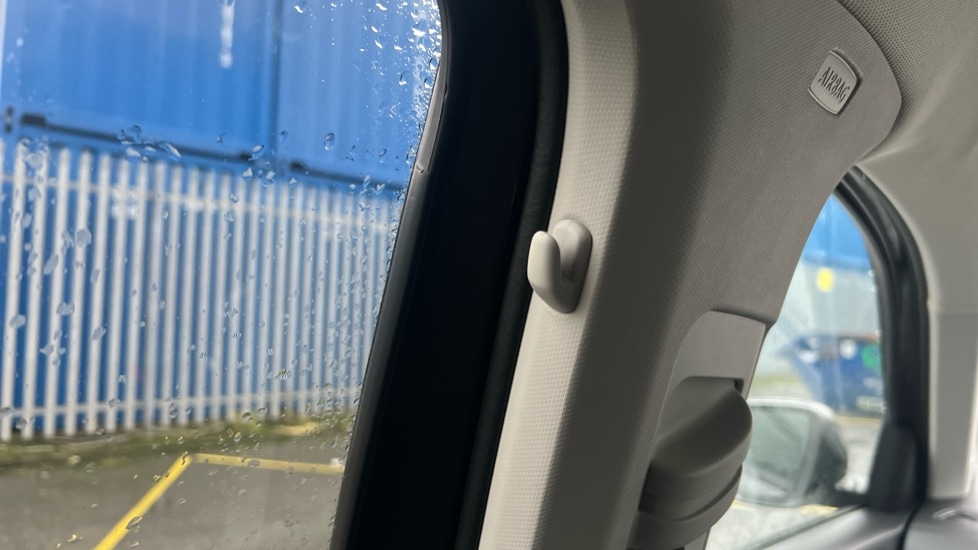 Used Volkswagen T-Roc 2023 for sale - 76691557: Photo 37