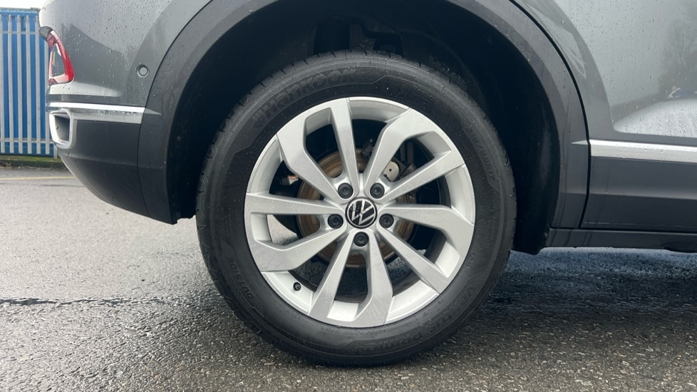 Used Volkswagen T-Roc 2023 for sale - 76691557: Photo 5