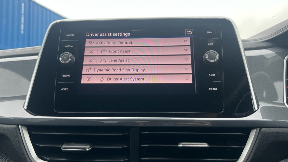 Used Volkswagen T-Roc 2023 for sale - 76691557: Photo 62