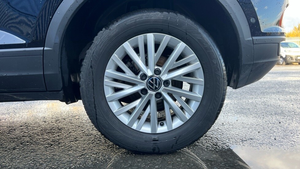 Used Volkswagen T-Roc 2024 for sale - 76438139: Photo 19