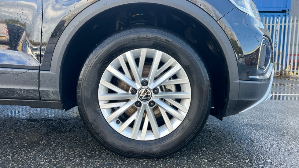 Used Volkswagen T-Roc 2024 for sale - 76438139: Photo 20