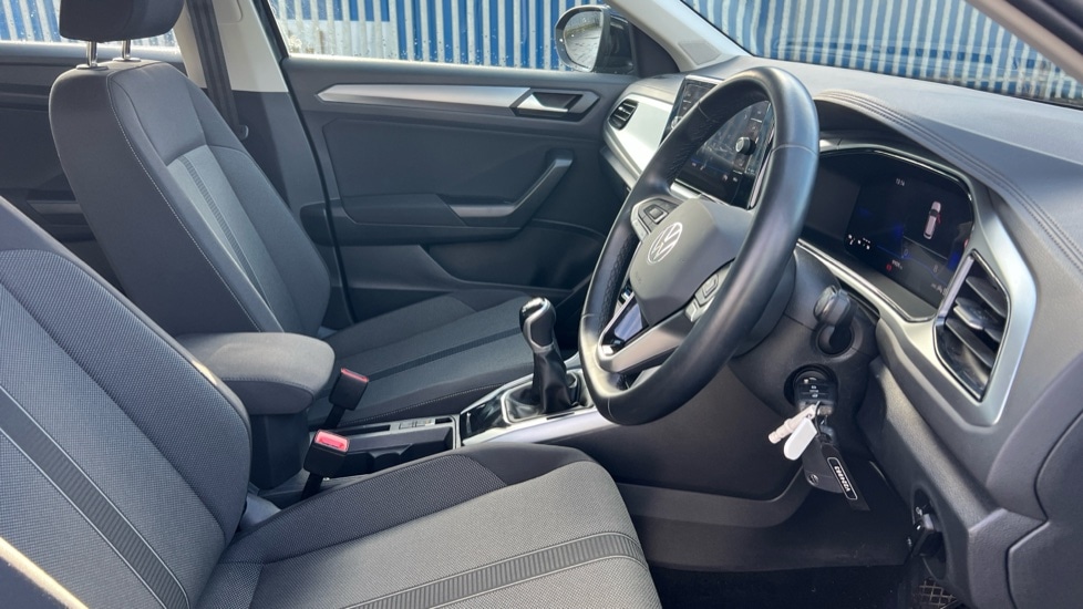 Used Volkswagen T-Roc 2024 for sale - 76438139: Photo 21