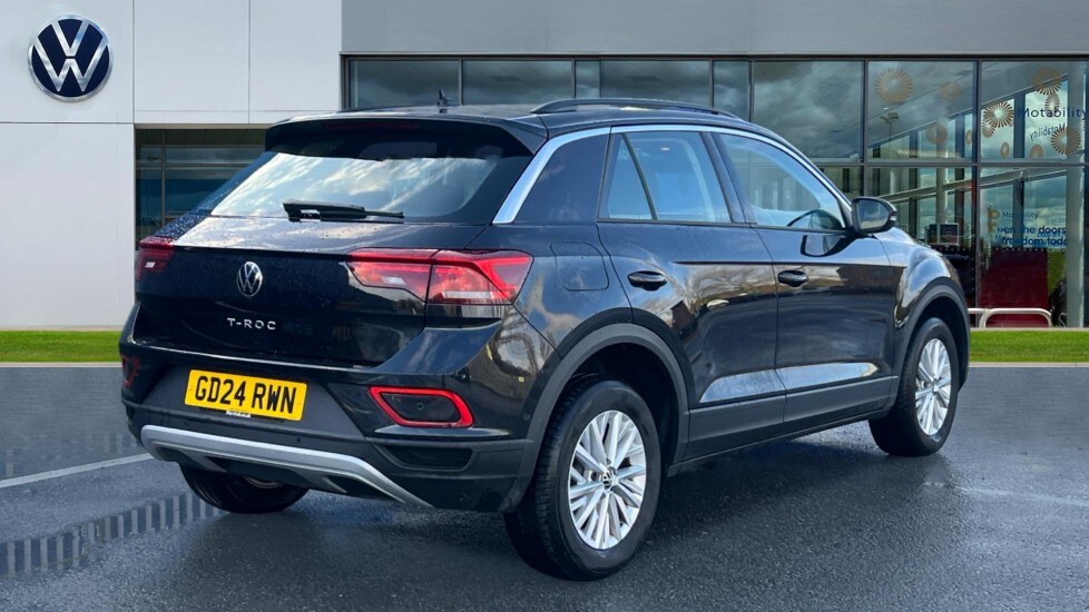 Used Volkswagen T-Roc 2024 for sale - 76438139: Photo 8