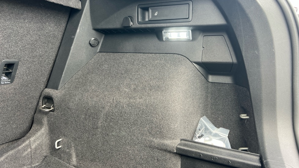 Used Volkswagen Tiguan 2022 for sale - 76254953: Photo 43