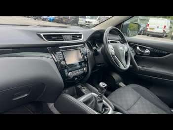 Used Nissan Qashqai 2017 for sale - 74806027: Photo