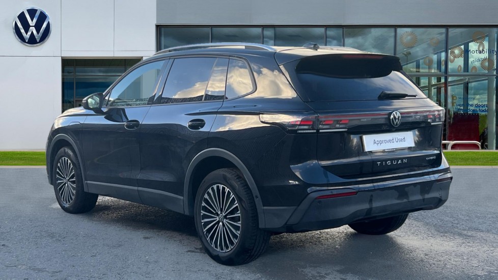 Used Volkswagen Tiguan 2024 for sale - 76272795: Photo 3
