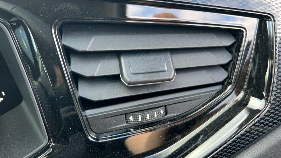 Used Volkswagen Taigo 2025 for sale - 75625204: Photo 45