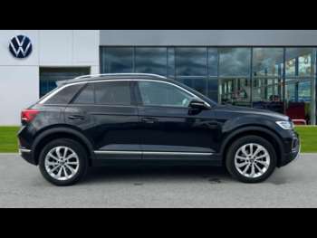Used Volkswagen T-Roc 2023 for sale - 74765429: Photo