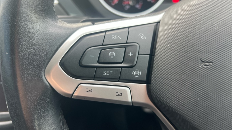 Used Volkswagen Tiguan 2022 for sale - 76933265: Photo 31