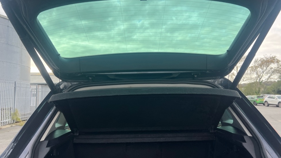 Used Volkswagen Tiguan 2022 for sale - 76933265: Photo 51