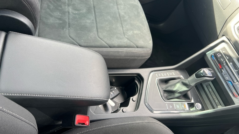 Used Volkswagen Tiguan 2022 for sale - 76501485: Photo 28