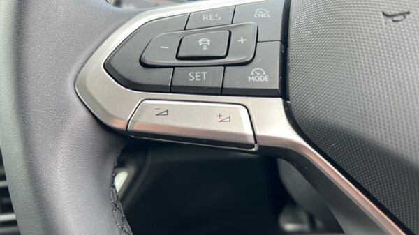 Used Volkswagen Tiguan 2024 for sale - 75660415: Photo 47