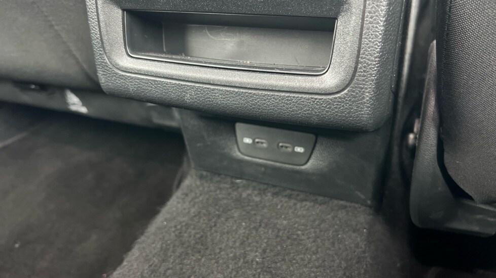 Used Volkswagen Golf 2022 for sale - 76435000: Photo 39