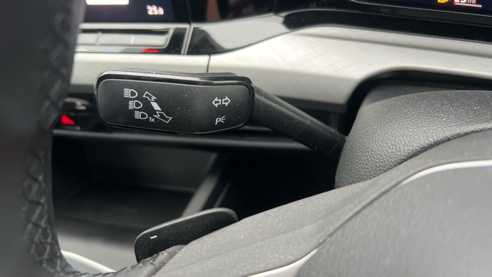 Used Volkswagen Golf 2022 for sale - 76435000: Photo 53