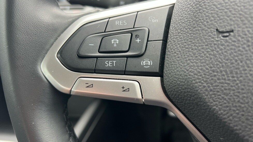 Used Volkswagen Golf 2022 for sale - 76435000: Photo 54