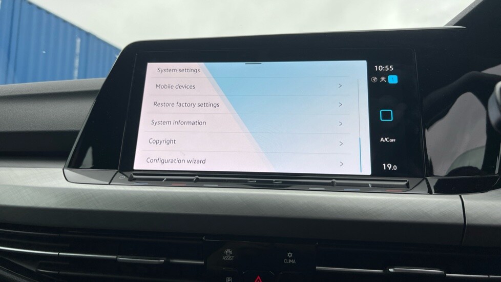 Used Volkswagen Golf 2022 for sale - 76435000: Photo 73