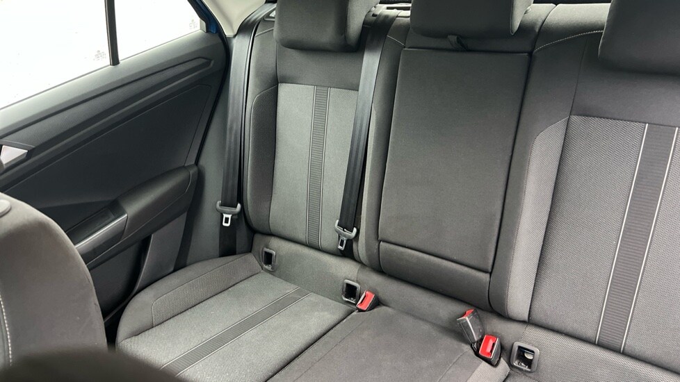 Used Volkswagen T-Roc 2023 for sale - 76668196: Photo 15