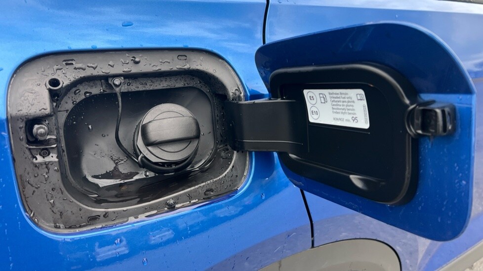 Used Volkswagen T-Roc 2023 for sale - 76668196: Photo 29