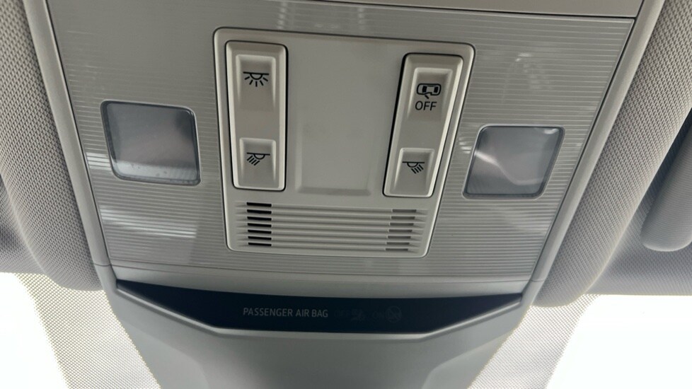 Used Volkswagen T-Roc 2023 for sale - 76668196: Photo 51