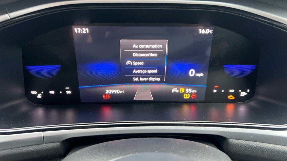 Used Volkswagen T-Roc 2023 for sale - 76668196: Photo 67