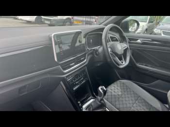 Used Volkswagen T-Roc 2022 for sale - 75098571: Photo