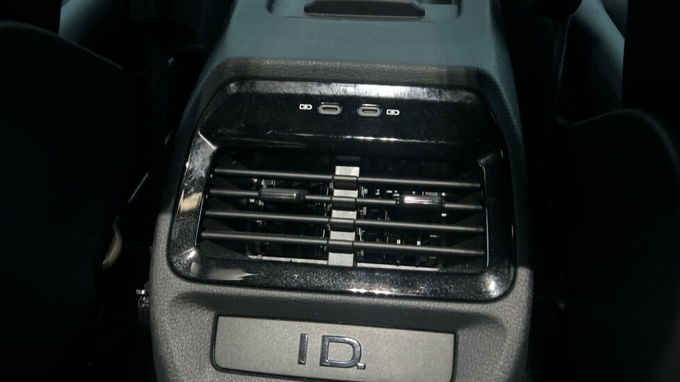 Used Volkswagen ID.4 2022 for sale - 76112028: Photo 44