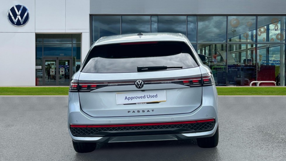 Used Volkswagen Passat 2025 for sale - 75660419: Photo 11