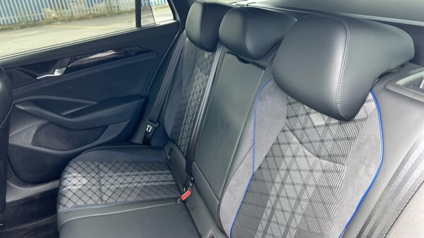 Used Volkswagen Passat 2025 for sale - 75660419: Photo 15