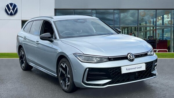 Used Volkswagen Passat 2025 for sale - 75660419: Photo 1