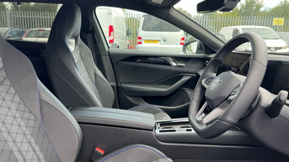 Used Volkswagen Passat 2025 for sale - 75660419: Photo 26