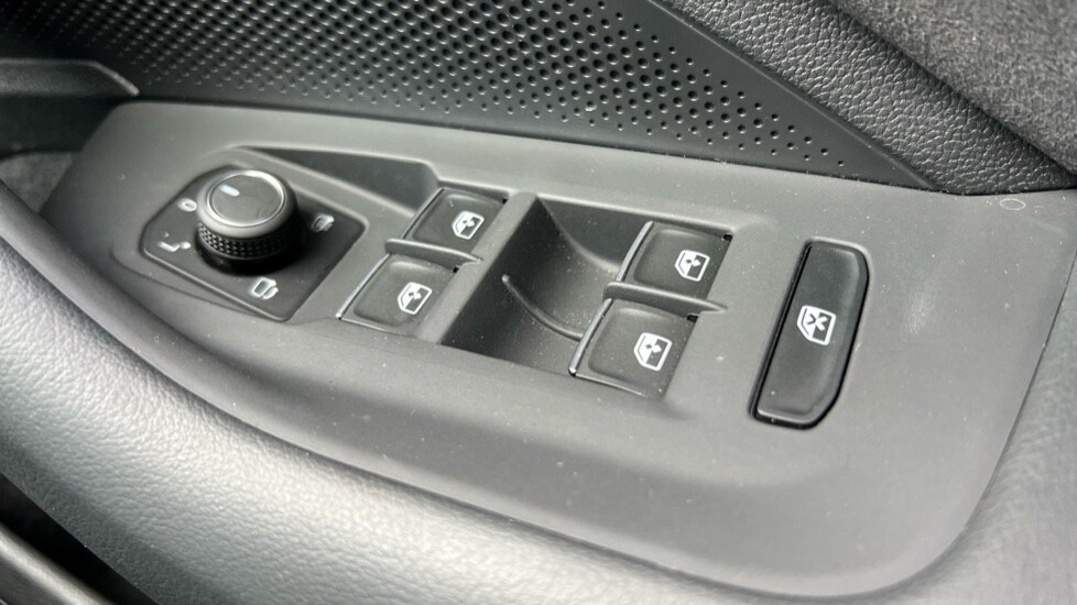 Used Volkswagen Passat 2025 for sale - 75660419: Photo 49