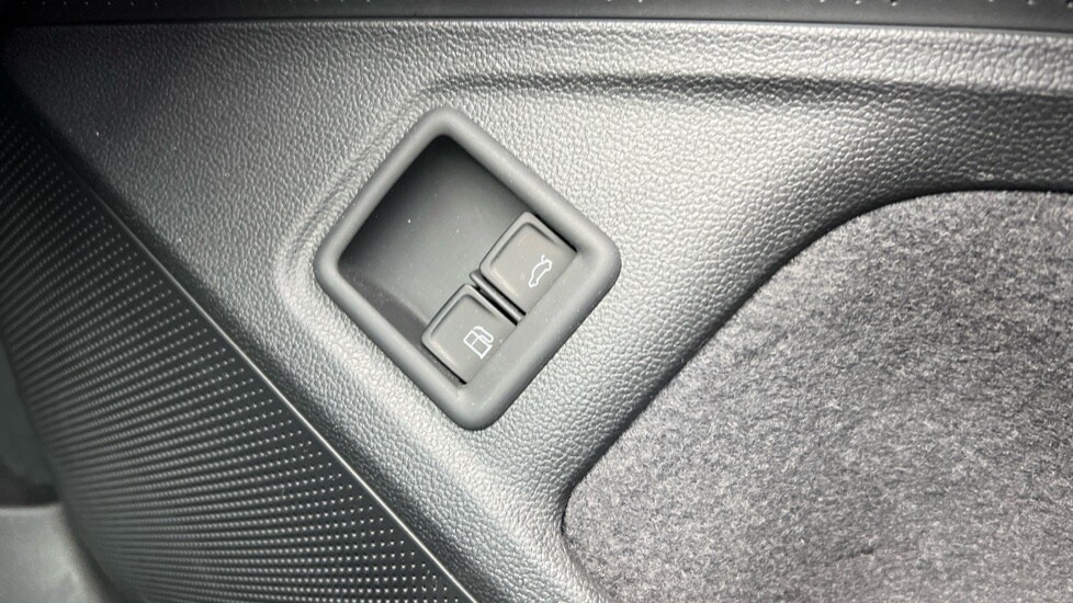 Used Volkswagen Passat 2025 for sale - 75660419: Photo 51