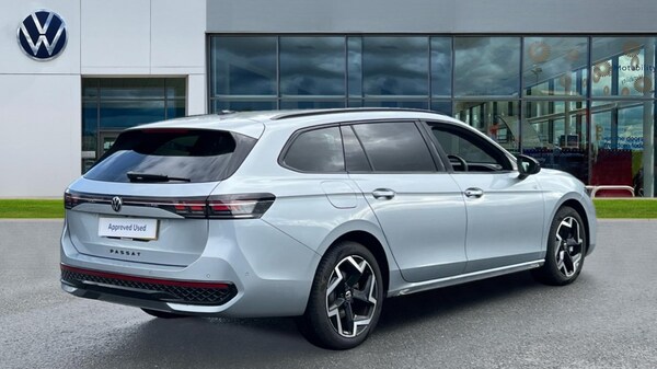 Used Volkswagen Passat 2025 for sale - 75660419: Photo 8
