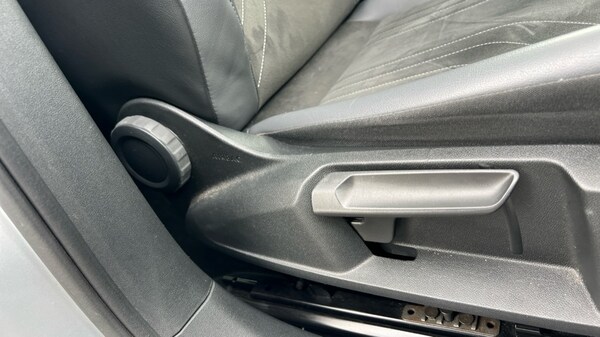 Used Volkswagen ID.4 2022 for sale - 76086826: Photo 77