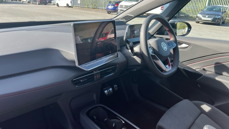 Used Volkswagen ID.3 2025 for sale - 76458848: Photo 2